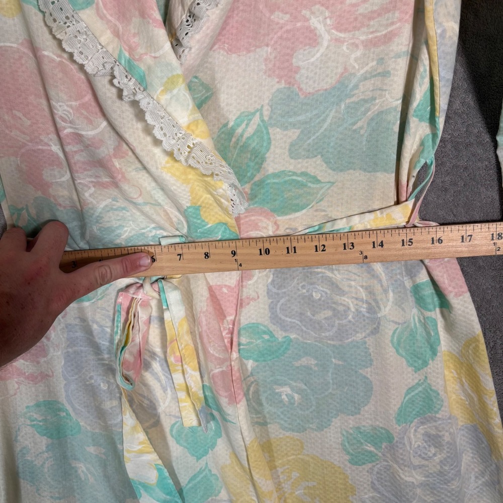 Vintage Lounge Trends JCPenney Pastel Floral Lace Wrap Robe Small Made in USA - Picture 15 of 16